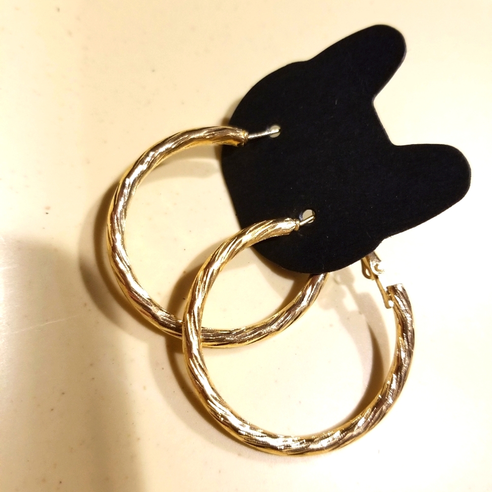 NWOT Gold Pierced Looped Earrings